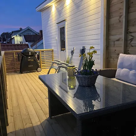 Roof House, Downtown In Sandefjord Exterior photo